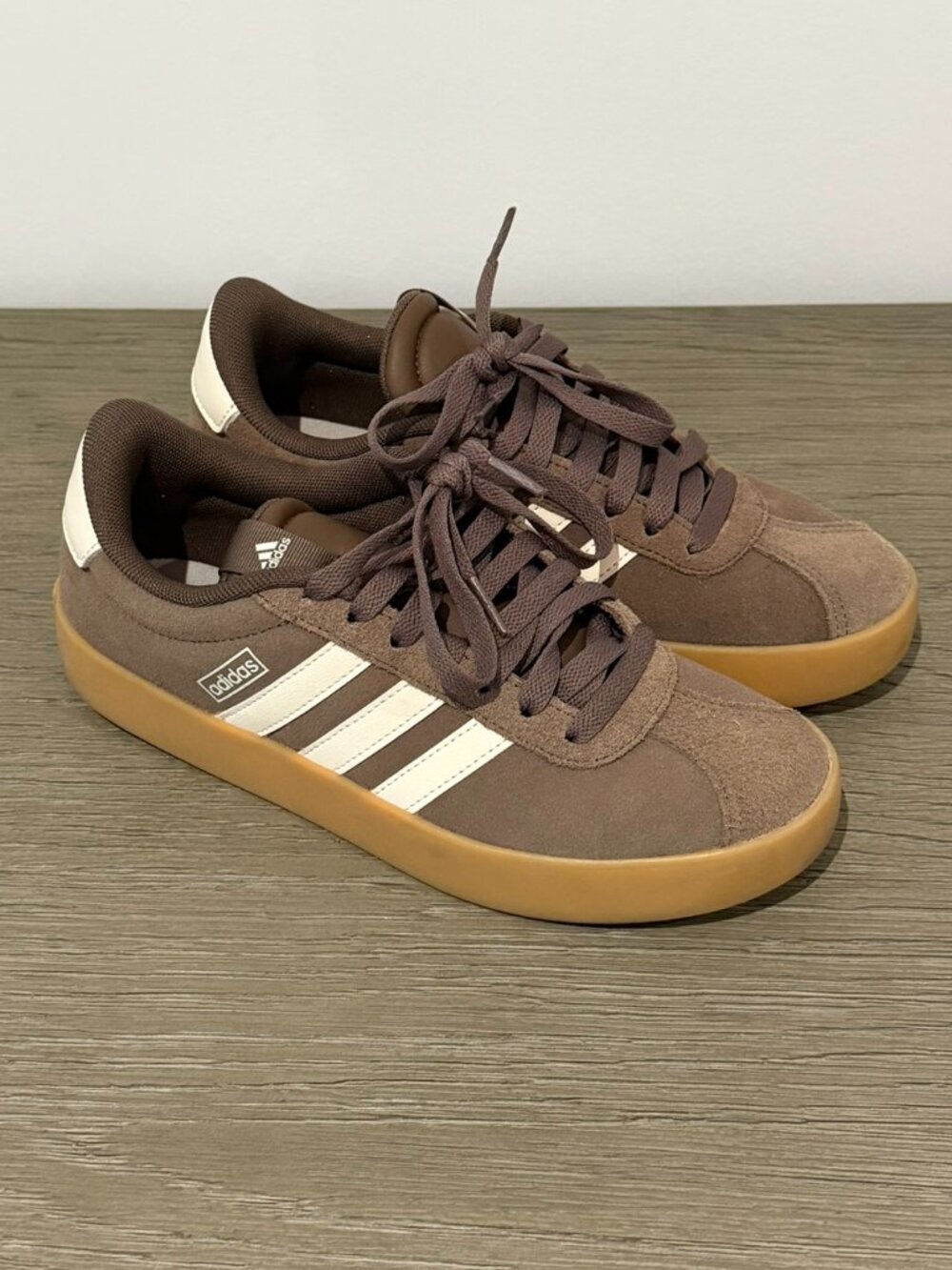 ADIDAS Women's Brown Suede Sneakers - Size 7